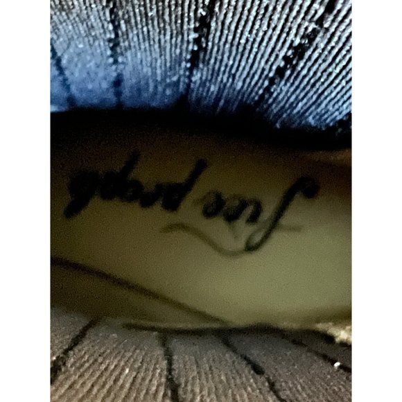 FREE PEOPLE New Frontier Chelsea Boots in Ivory patent leather 39 - Picture 8 of 8